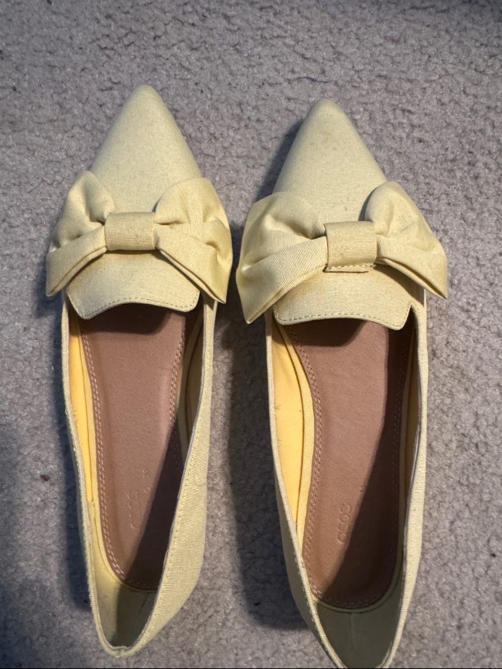 ASOS Women's Pointed Bow Flats in Pale Yellow